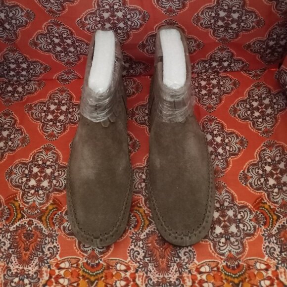 AEROSOLES Linbo Moccasin Style Fringe Suede Ankle Boots Size 6 Mid Brown NWOT - Picture 3 of 12